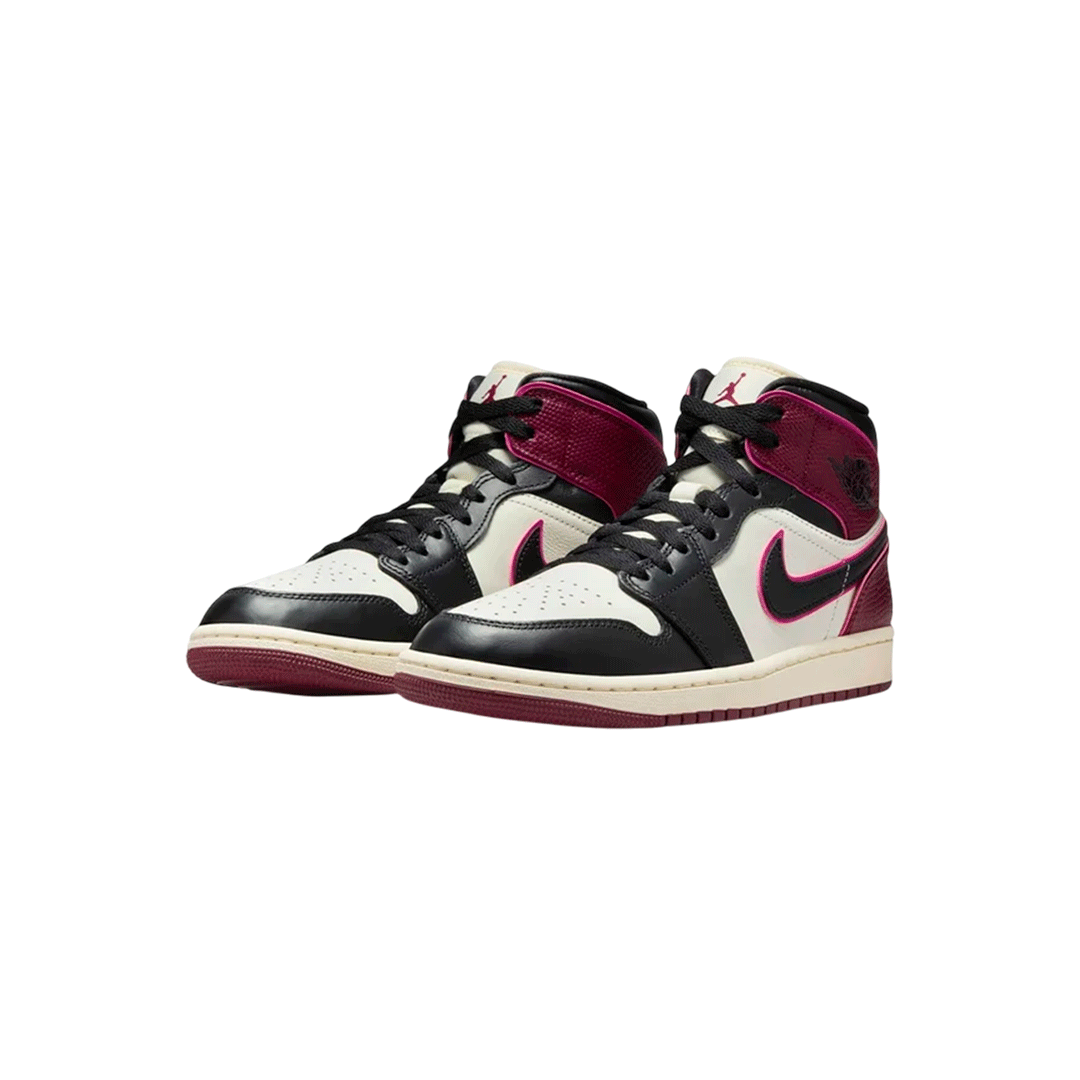 Air Jordan 1 Mid "Bordeaux"