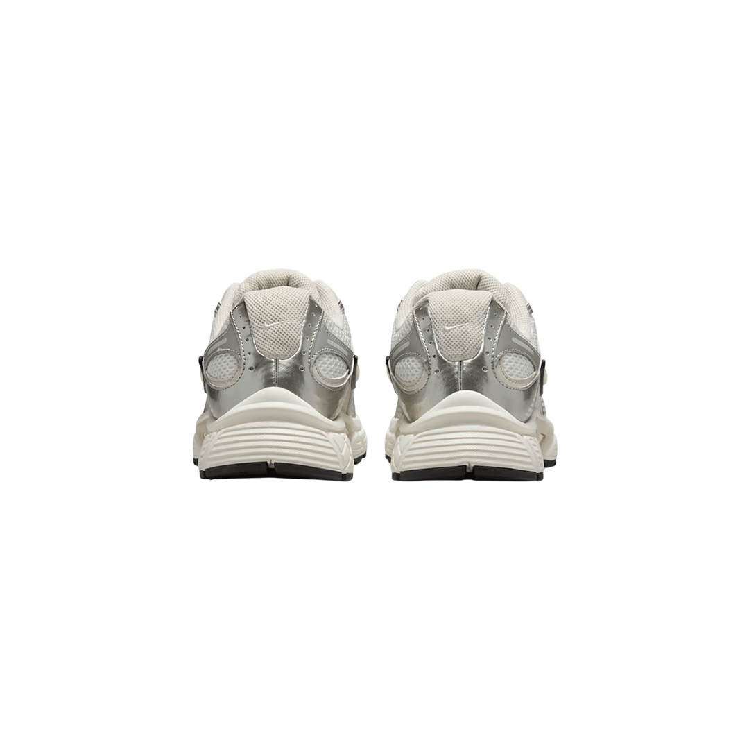 Nike V5 RNR "Summit White Sail"