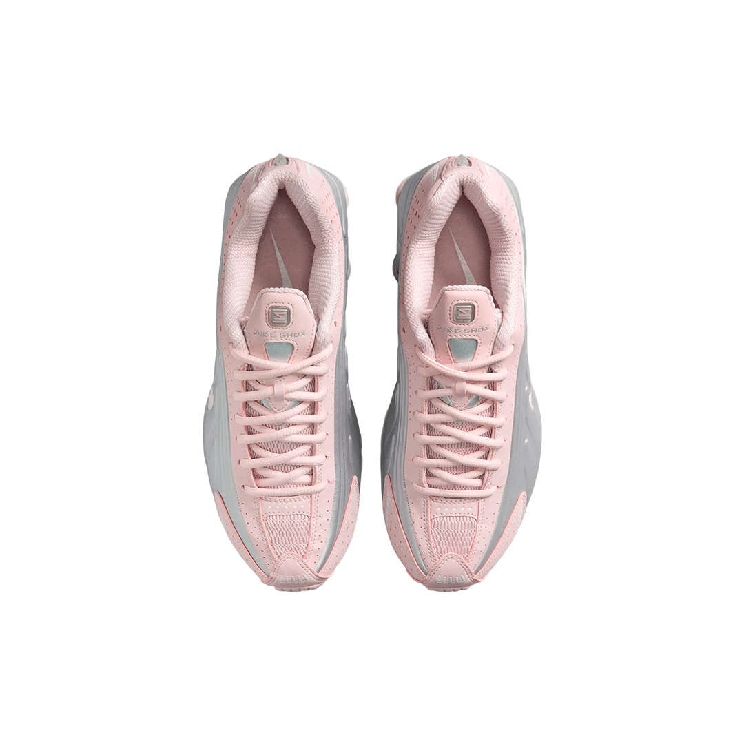 Nike Shox R4 "Barely Rose"