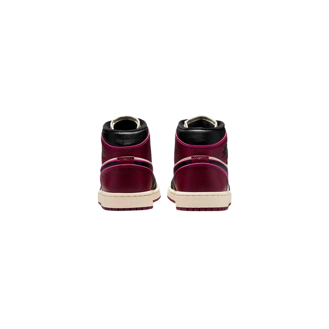 Air Jordan 1 Mid "Bordeaux"