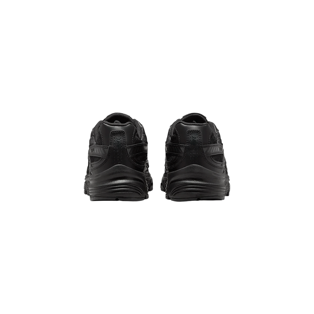 Nike Initiator "Triple Black"