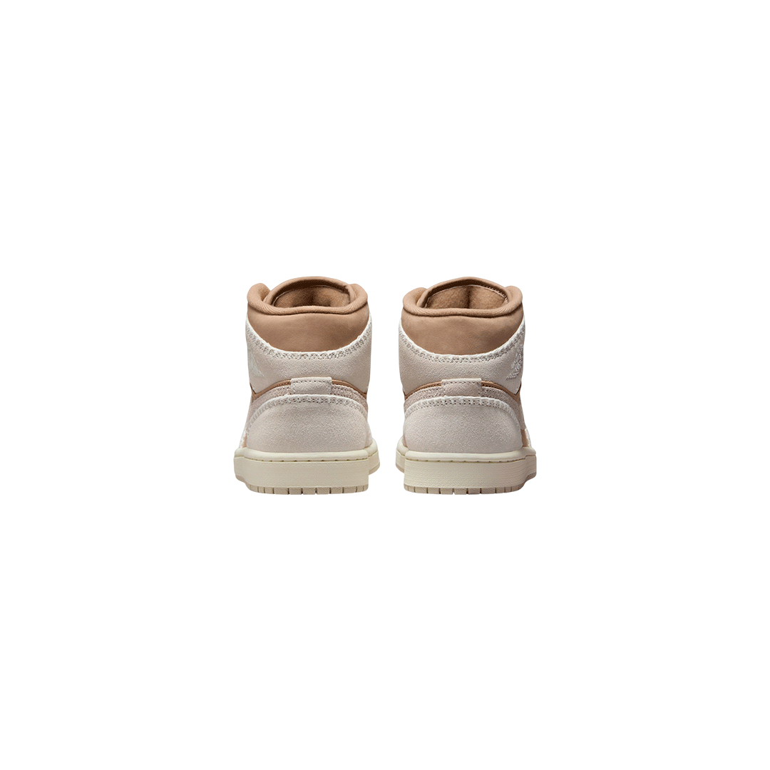 Air Jordan 1 Mid SE "Cozy Girl"