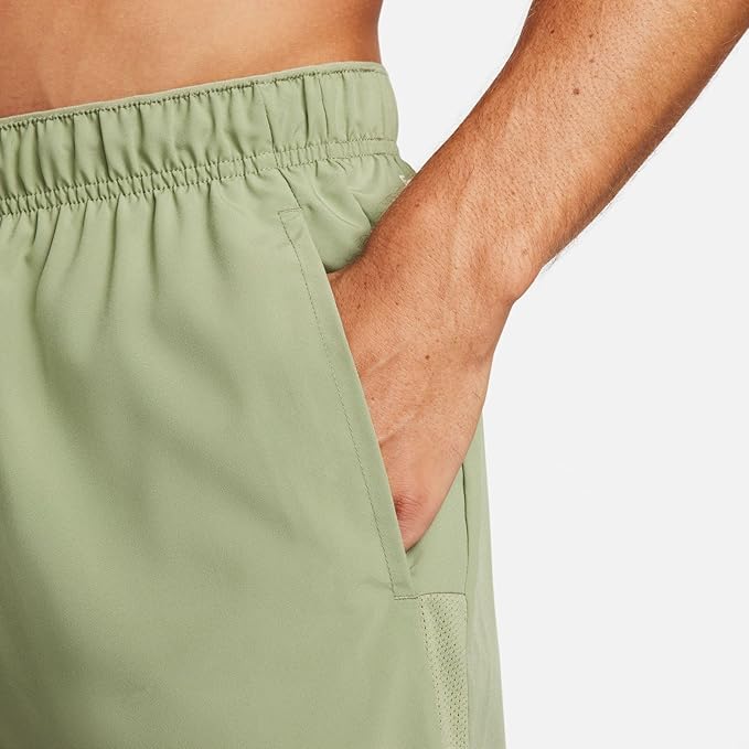 Short "Nike Dri-FIT Challenger Green"