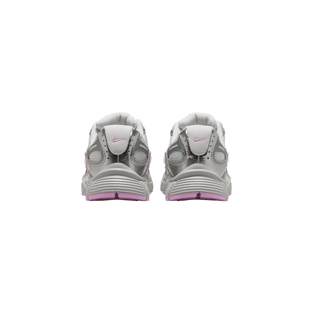 Nike V5 RNR "Light Magenta"