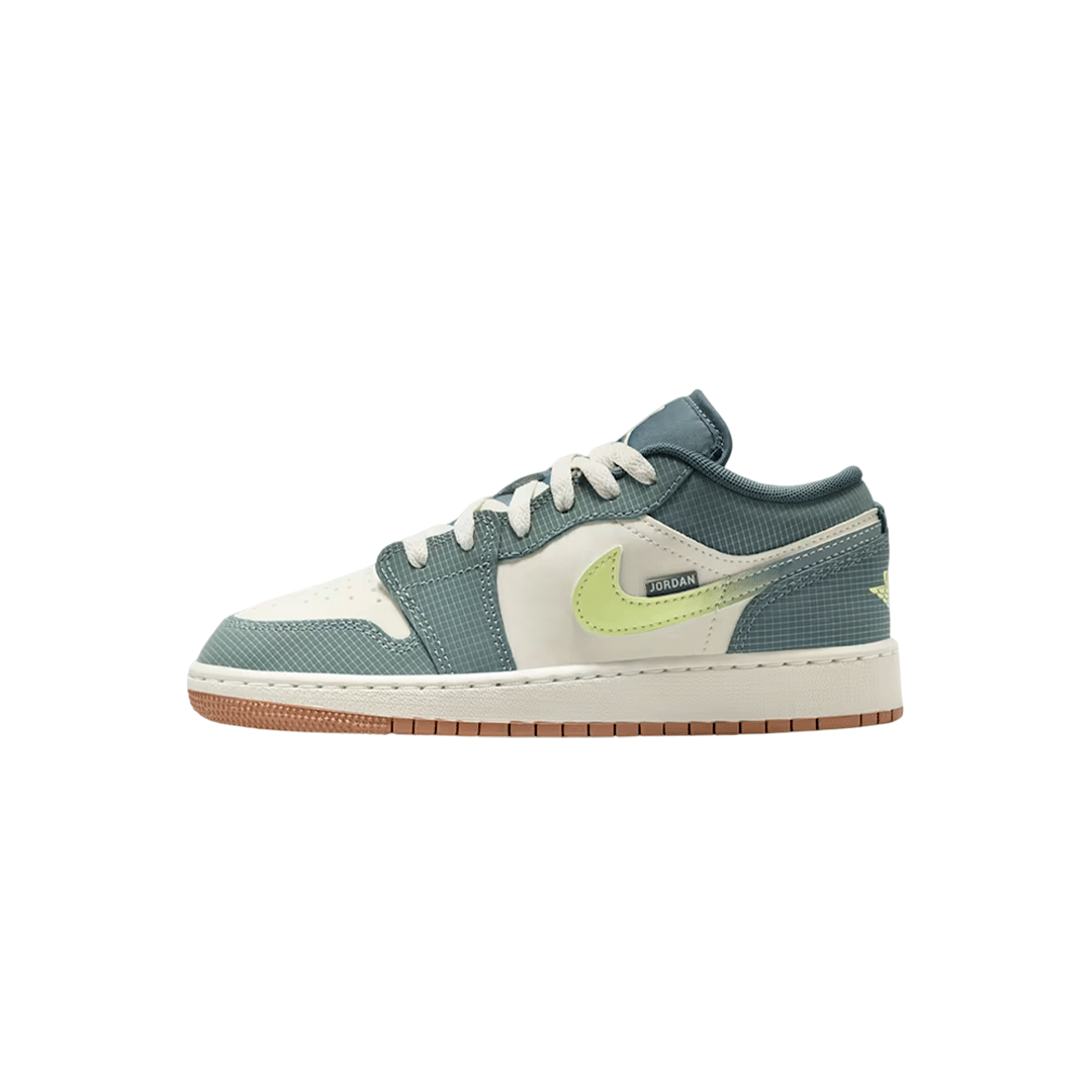 Air Jordan 1 Low SE "Sea Glass"