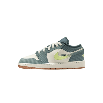 Air Jordan 1 Low SE "Sea Glass"