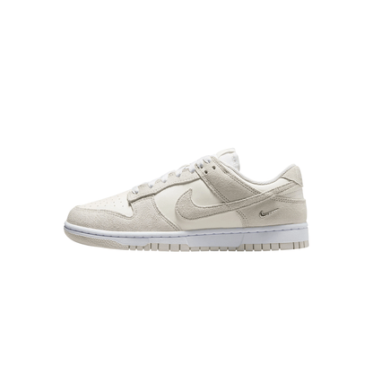 Nike Dunk Low SE "Sail White Metallic Silver"