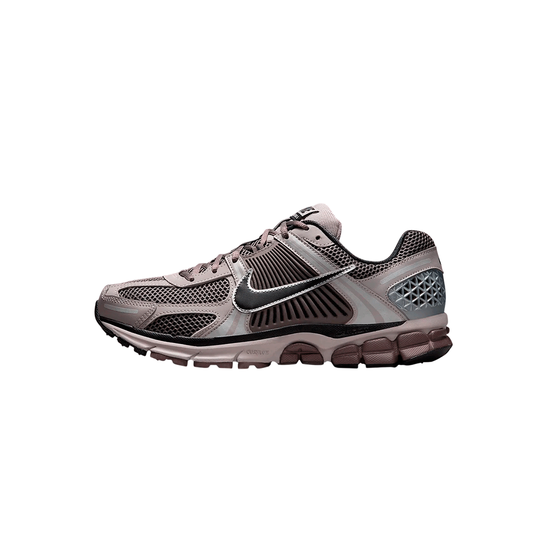 Nike Zoom Vomero 5 "College Grey Cave Stone"