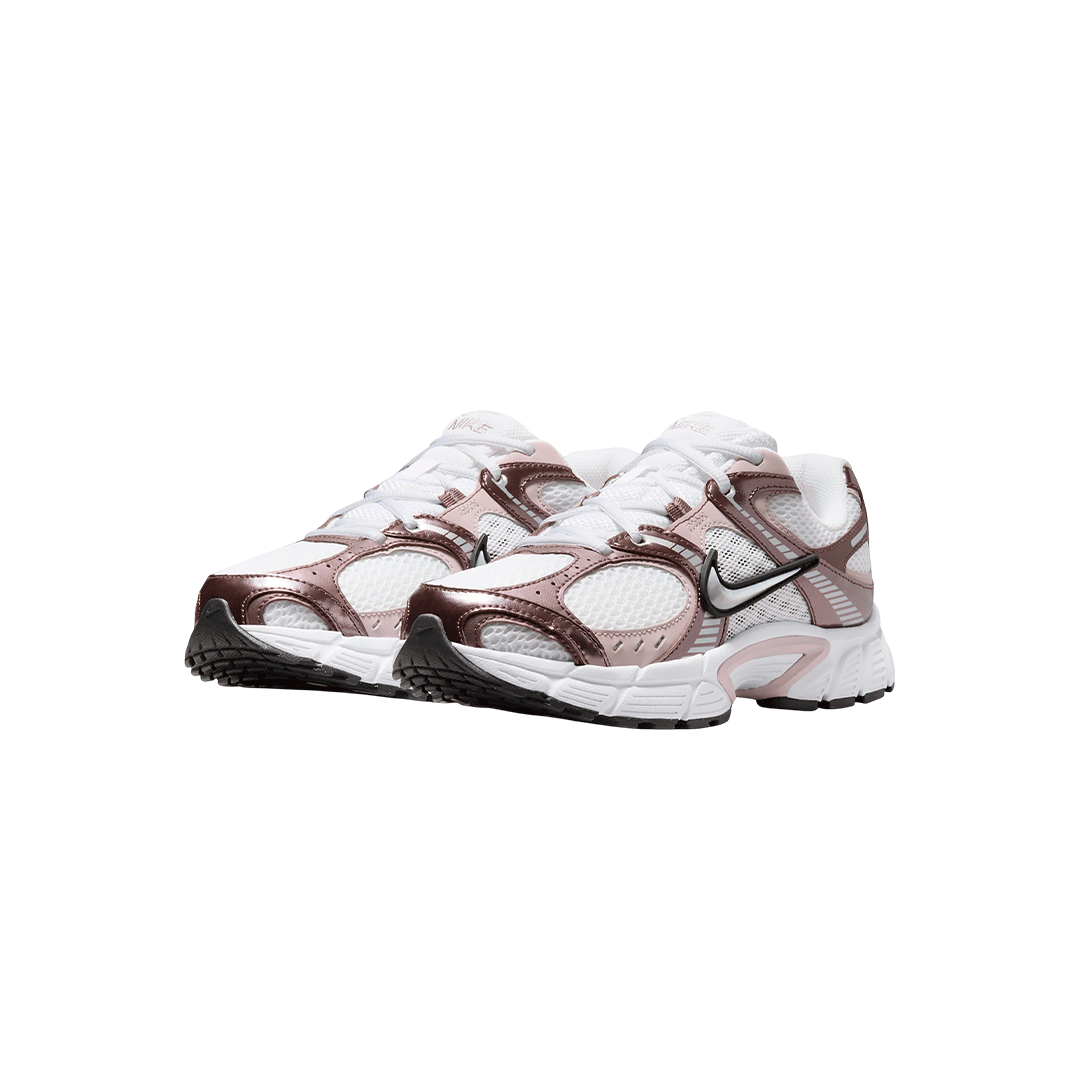 Nike V5 RNR "Tattoo Metallic Platinum"