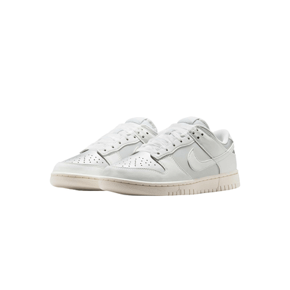 Nike Dunk Low "Sheer Lace Metallic Platinum"