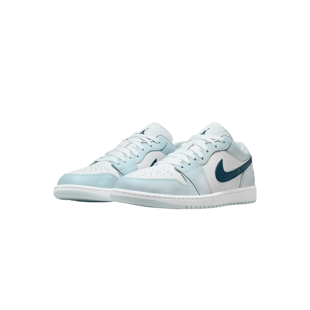 Air Jordan 1 Low "Aura Squadron Blue"