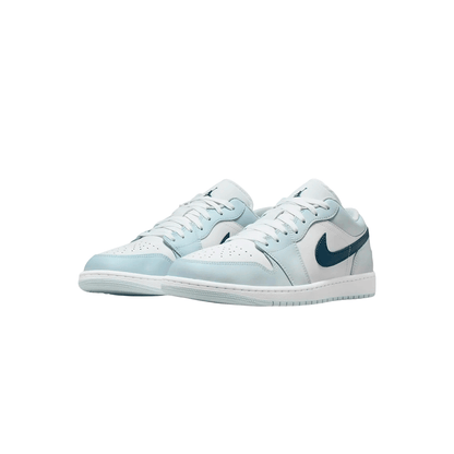 Air Jordan 1 Low "Aura Squadron Blue"