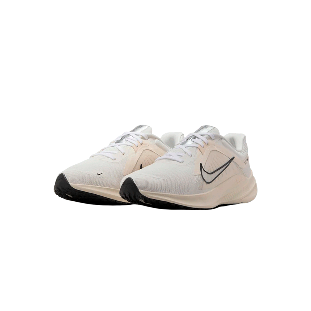 Nike Quest 5 "Black Coconut Milk"