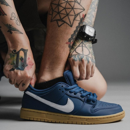 Nike SB Dunk Low "Navy Gum"