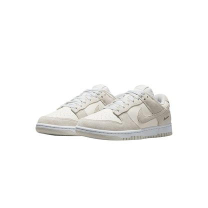 Nike Dunk Low SE "Sail White Metallic Silver"