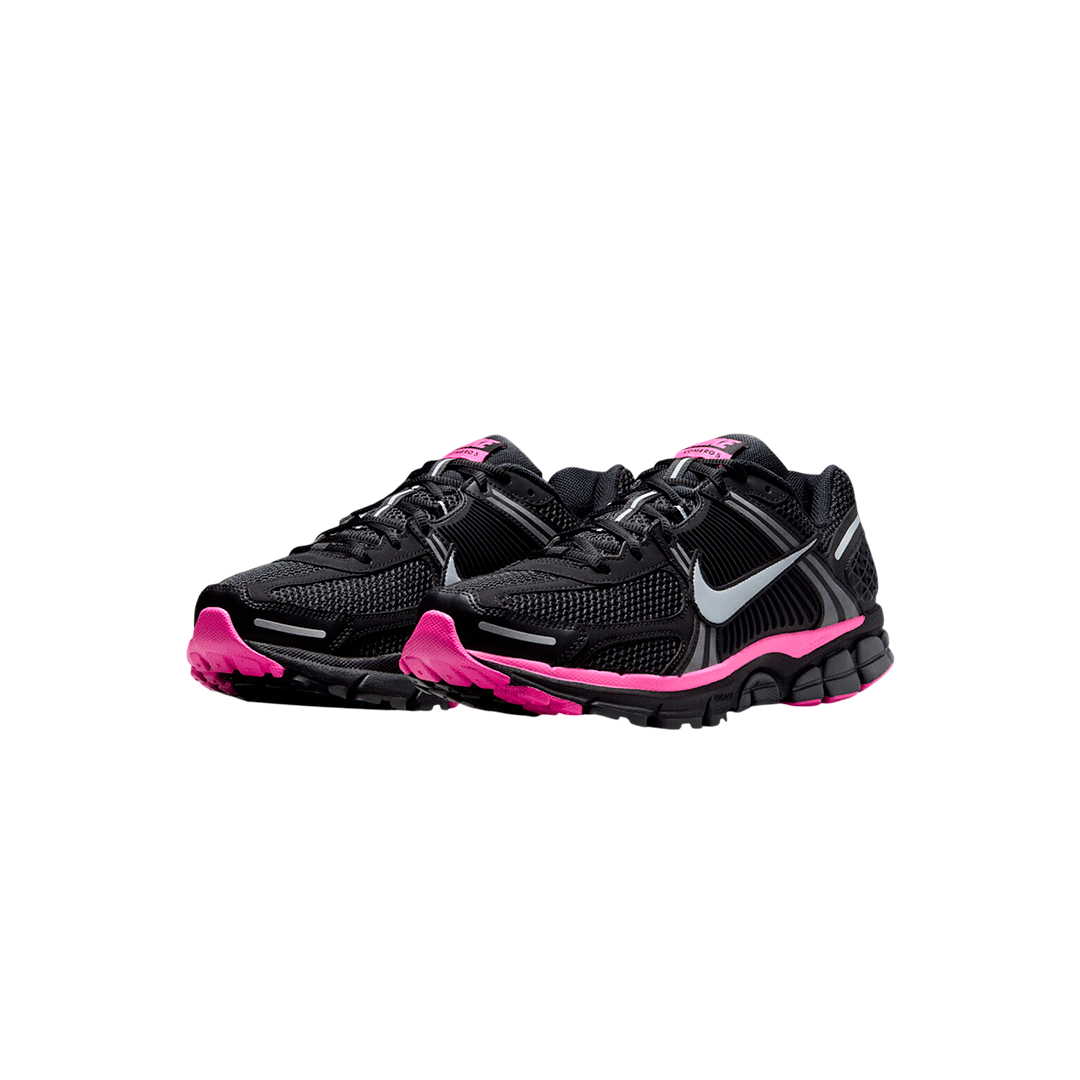 Nike Zoom Vomero 5 "Black Pink Blast"