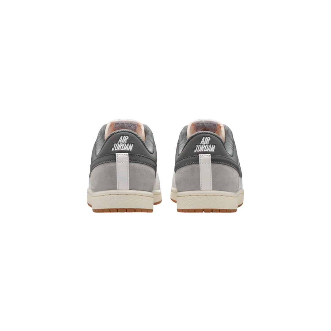 Jordan Skyline Low "Light Smoke Grey"