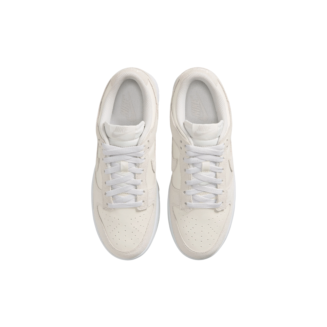 Nike Dunk Low SE "Sail White Metallic Silver"