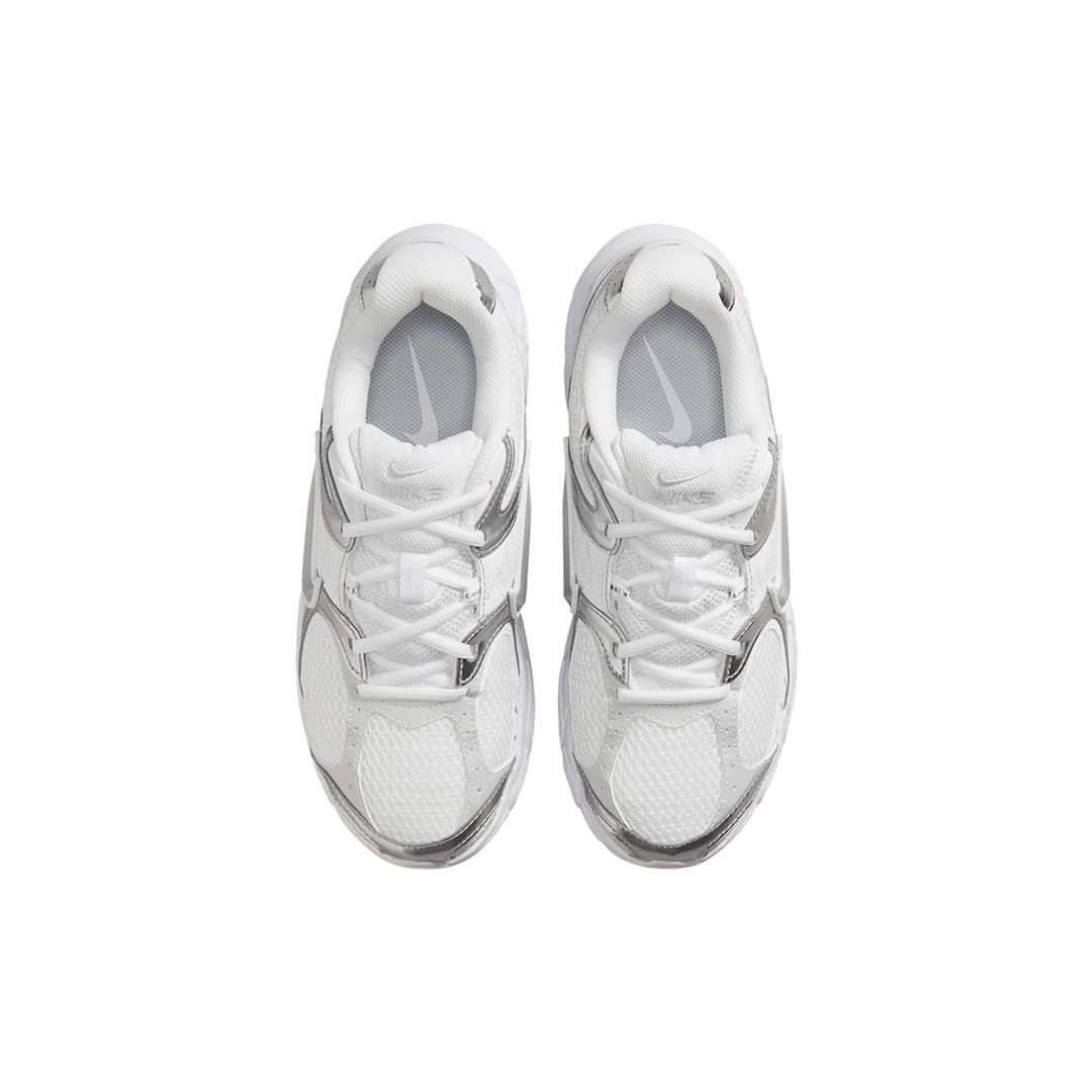 Nike V5 RNR "White Metallic Platinum"