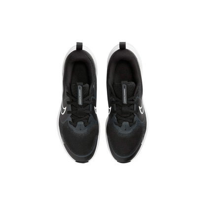 Nike Cosmic Runner "Black White"