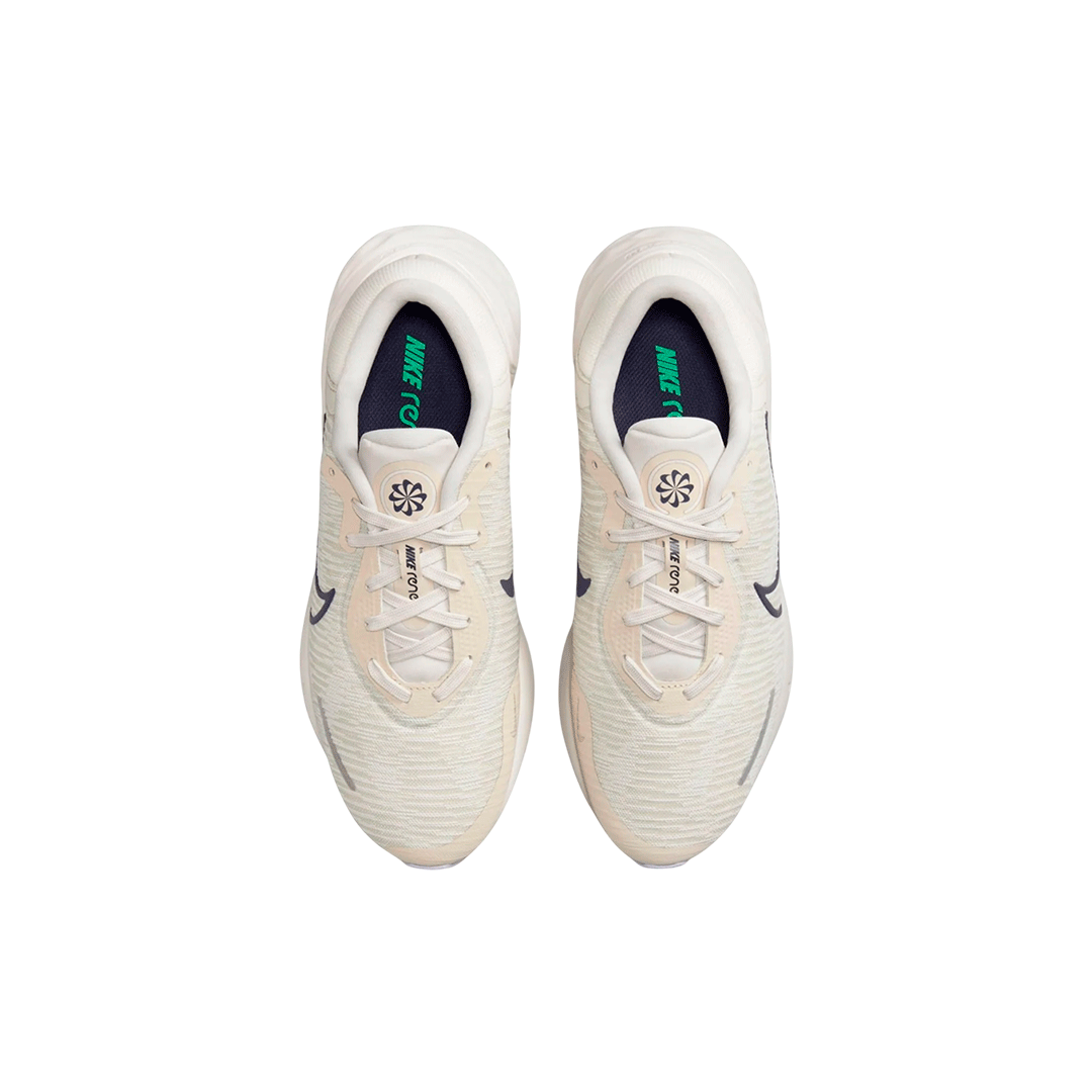 Nike Renew Run 4 "Light Orewood Brown"