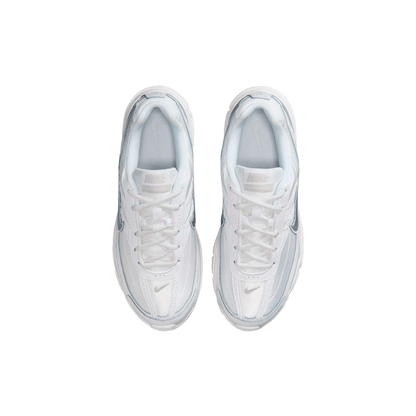 Nike Initiator "Triple White"