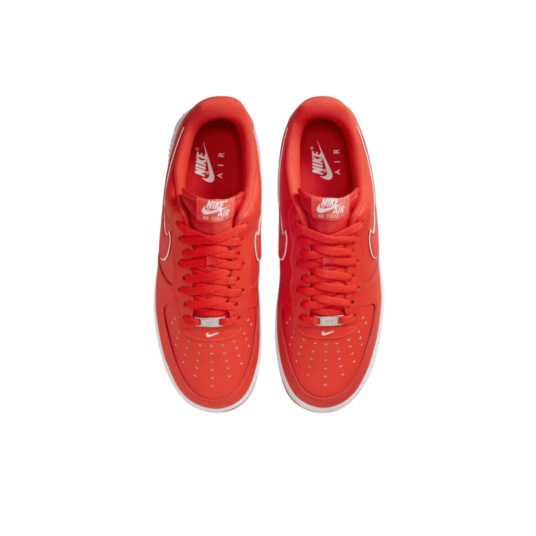 Nike  Air Force 1  “ Picante Red”