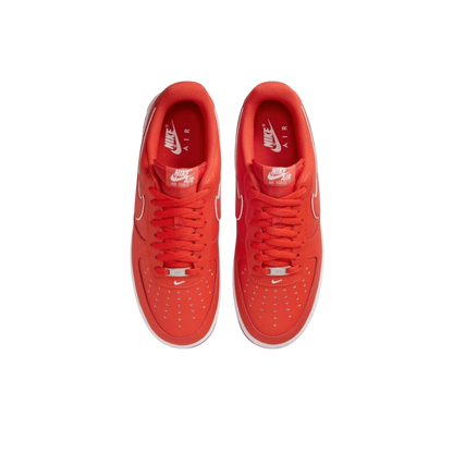 Nike  Air Force 1  “ Picante Red”