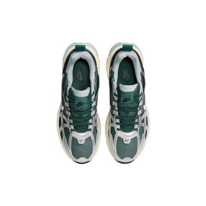 Nike V2K Run "Vintage Green"