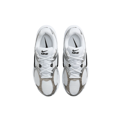 Nike V5 RNR "Vast Grey Metallic Silver"
