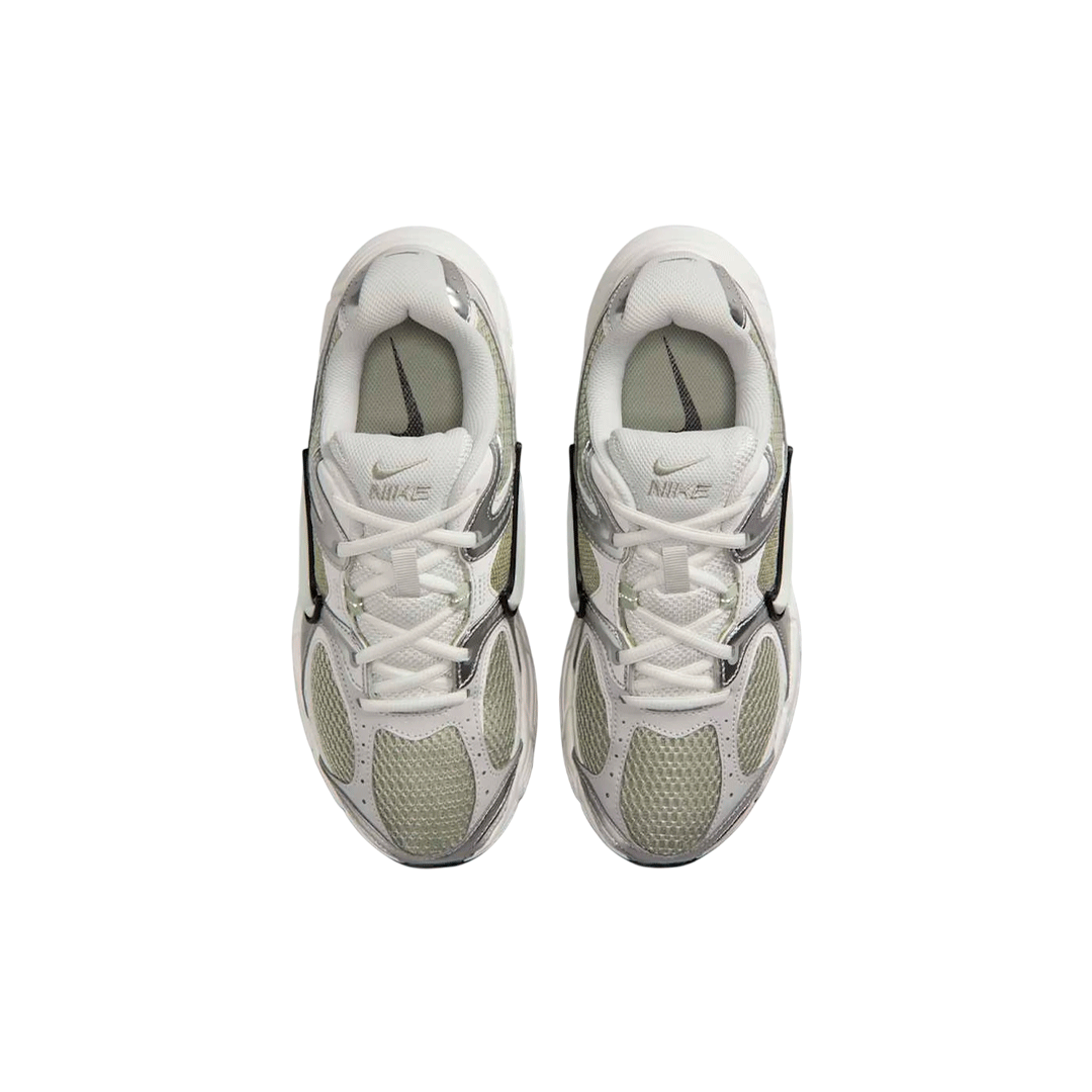 Nike V5 RNR "Spruce Fog"