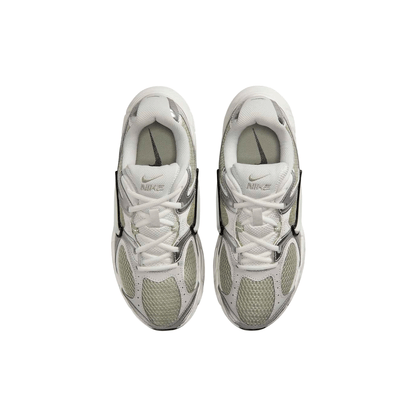 Nike V5 RNR "Spruce Fog"