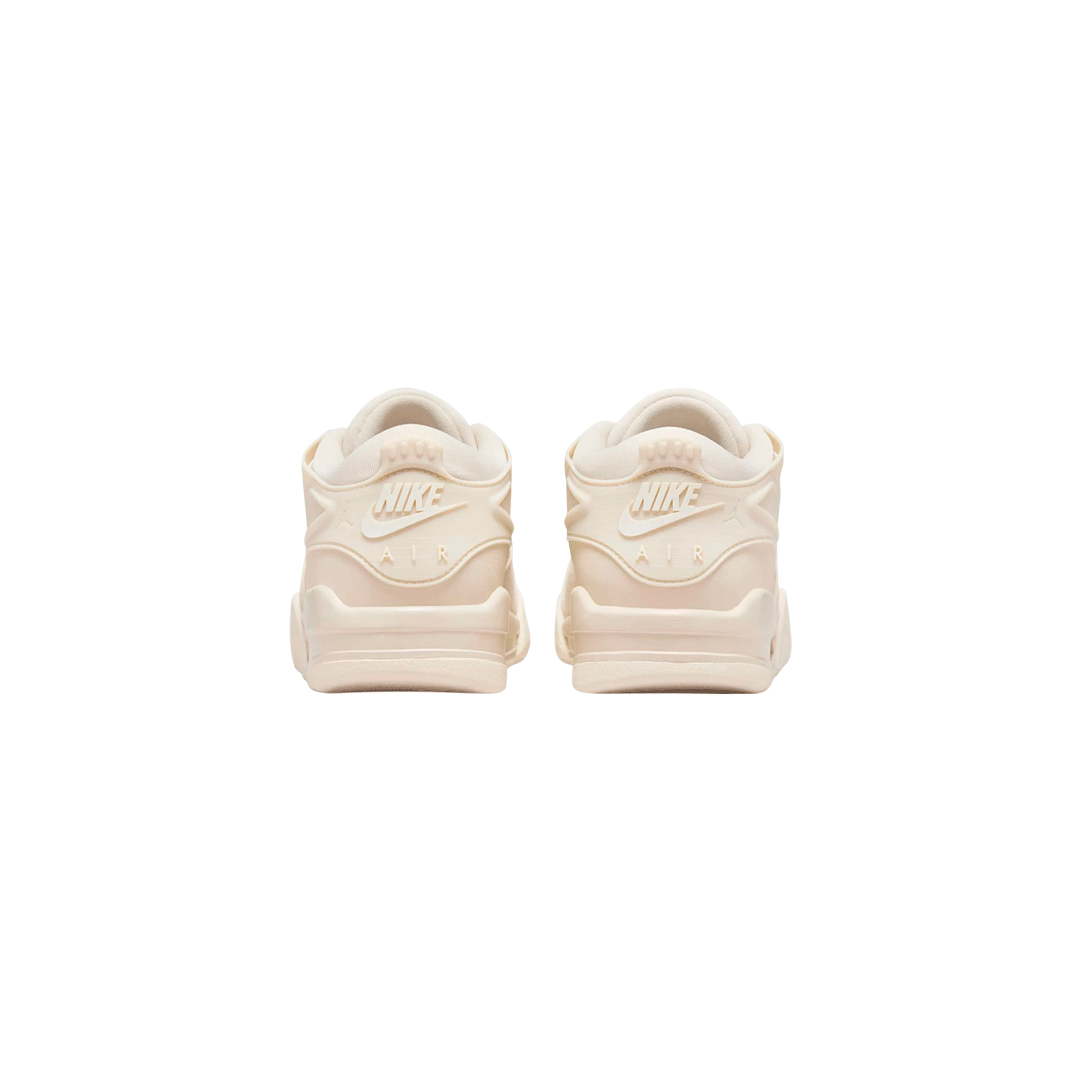 Air Jordan 4 RM WMNS "Legend Light Brown"