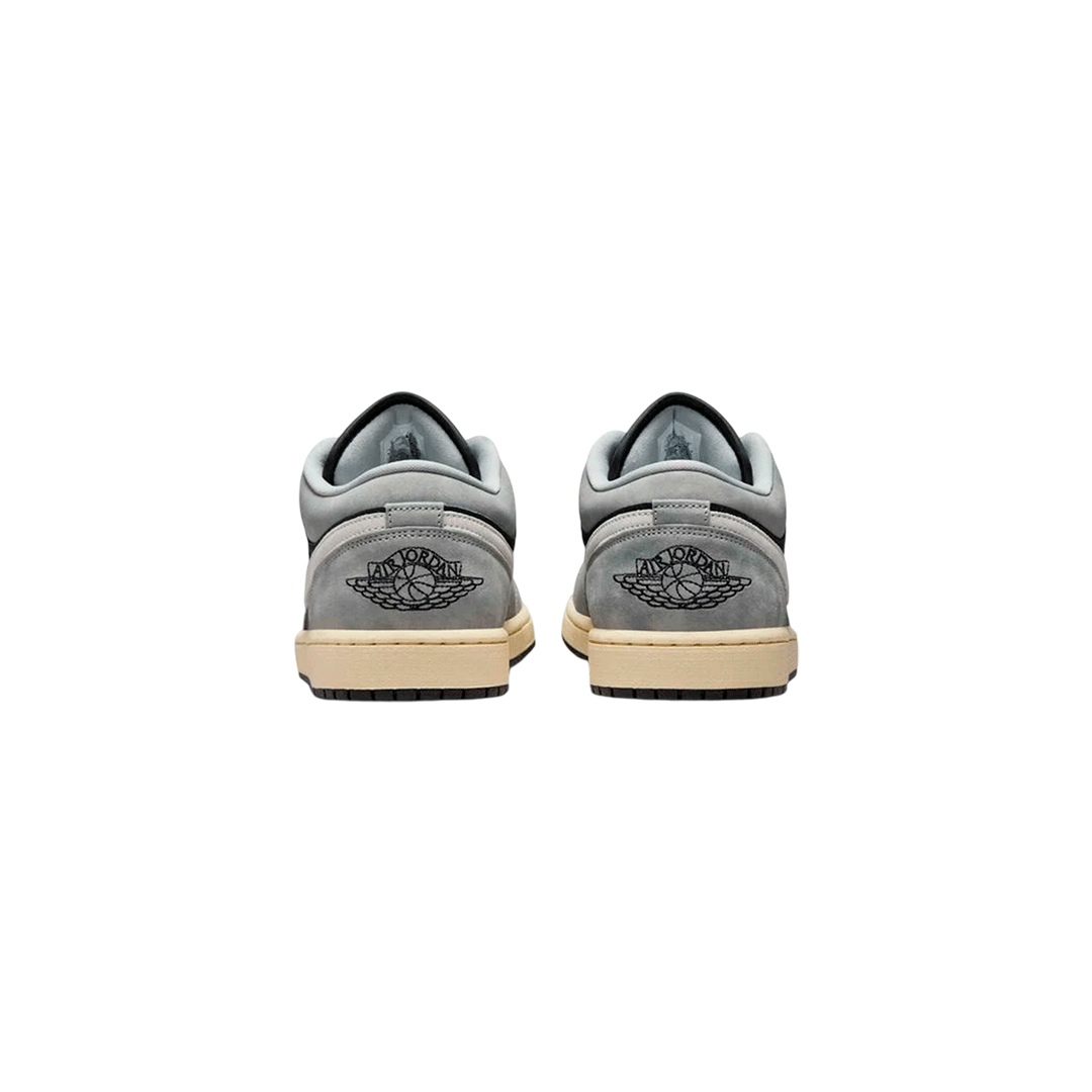 Air Jordan 1 Low "Light Smoke Grey"