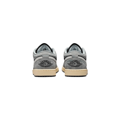 Air Jordan 1 Low "Light Smoke Grey"