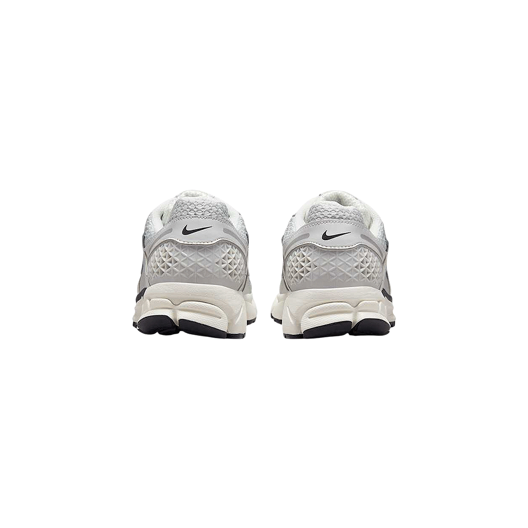 Nike Zoom Volumen 5 "Muslin Pale Marfil"