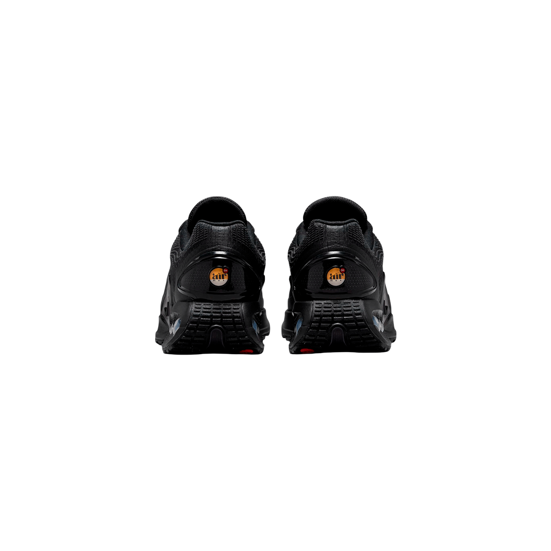 Nike Air Max DN "Triple Black"
