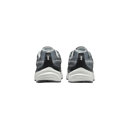 Nike Initiator "Smoke Cool Grey"
