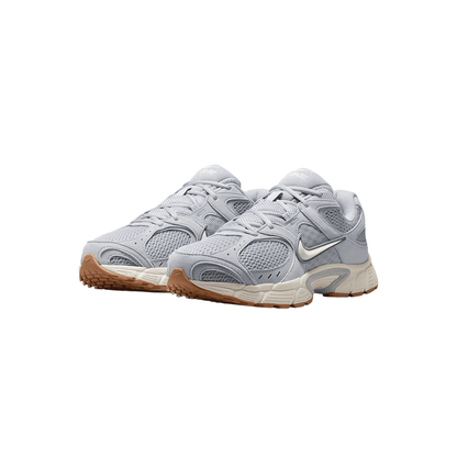 Nike V5 RNR "Wolf Gum"