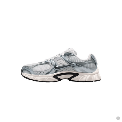 Nike V5 RNR "Photon Dust Smoke Grey"