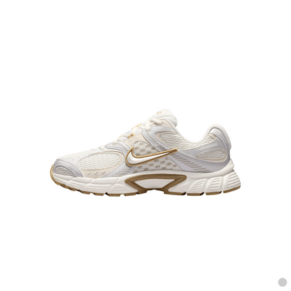Nike V5 RNR "Sail Parachute Beige"