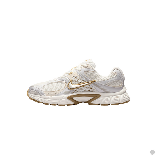 Nike V5 RNR "Sail Parachute Beige"