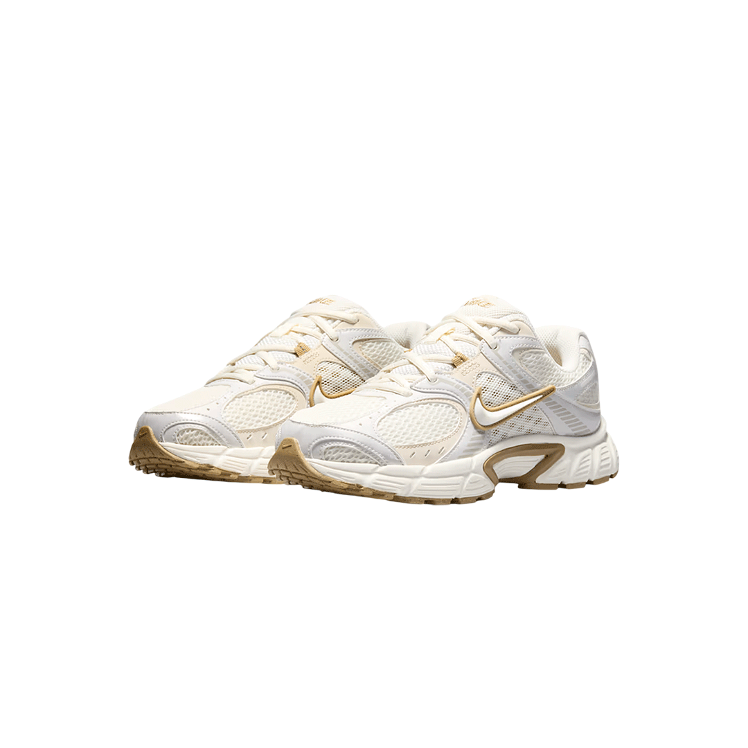 Nike V5 RNR "Sail Parachute Beige"
