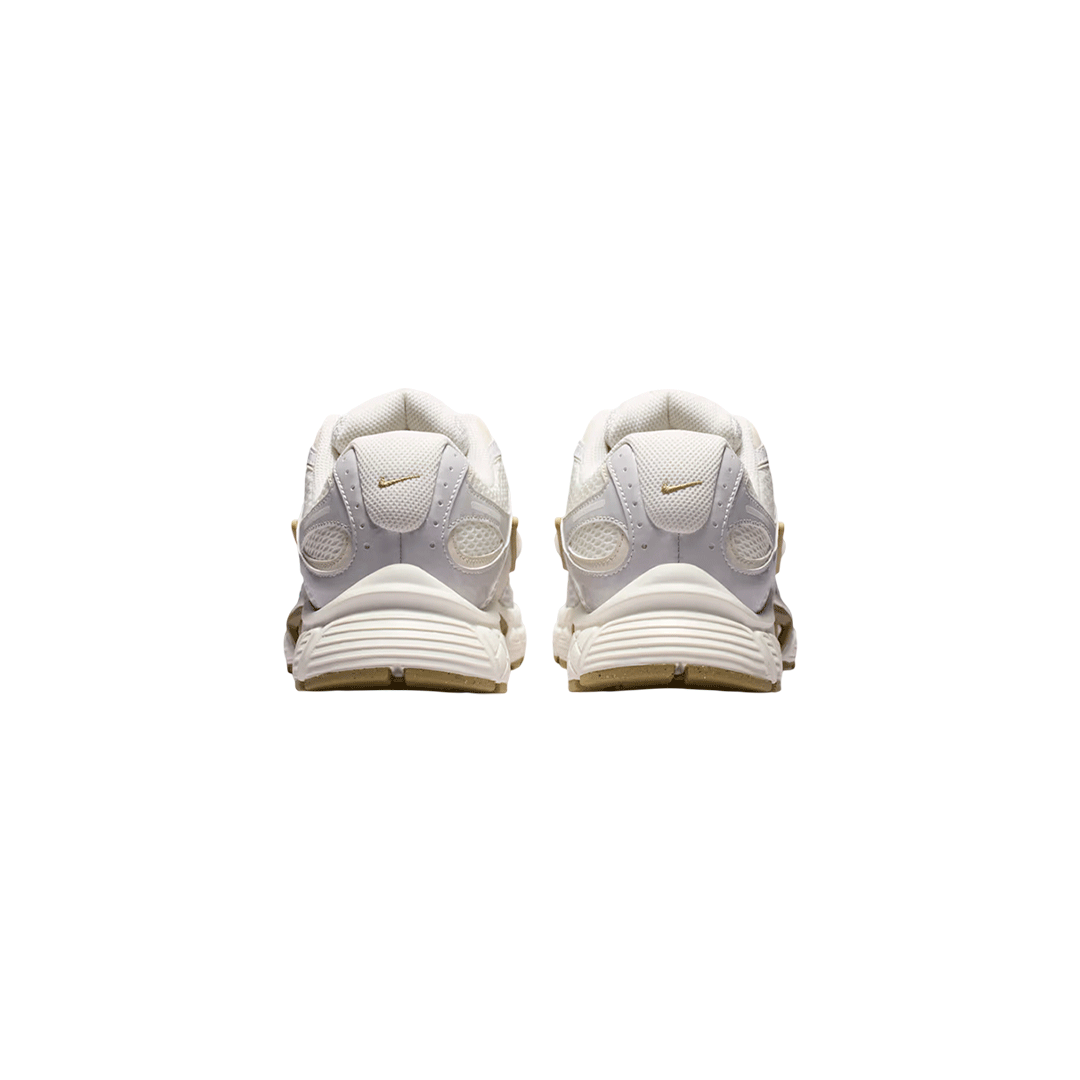 Nike V5 RNR "Sail Parachute Beige"