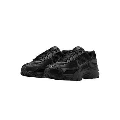 Nike Initiator "Triple Black"
