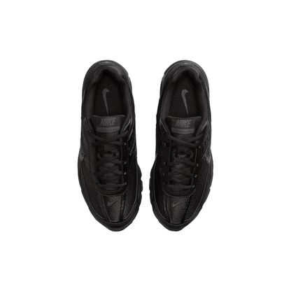 Nike Initiator "Triple Black"