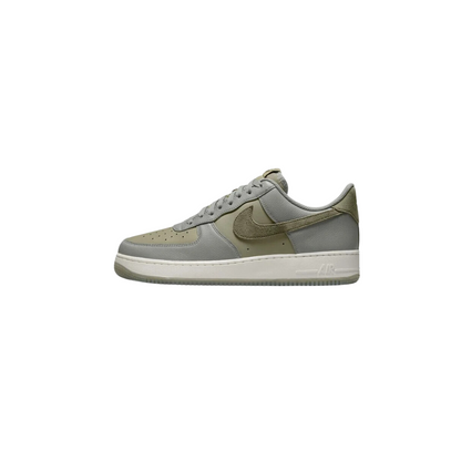 Nike Air Force 1 '07 LV8