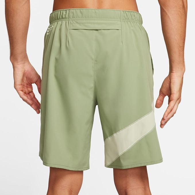 Short "Nike Dri-FIT Challenger Green"