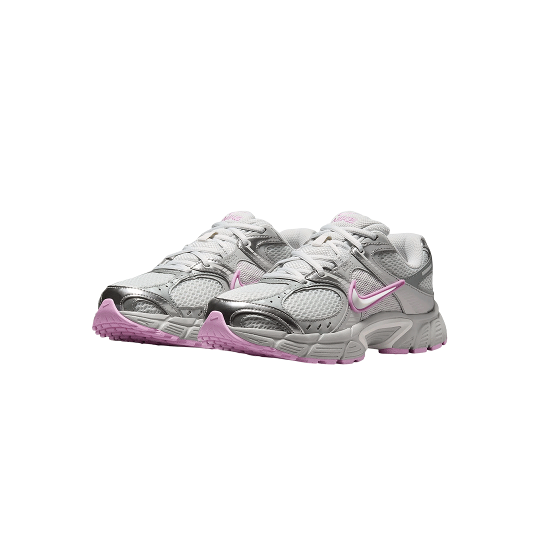 Nike V5 RNR "Light Magenta"