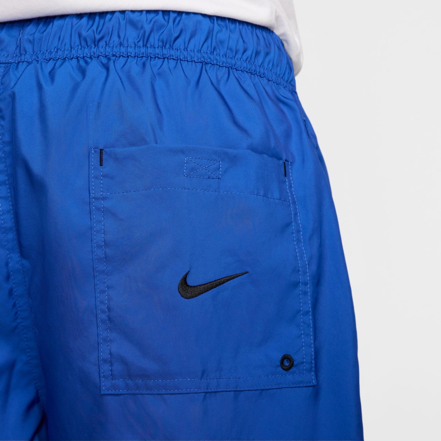Short "Nike Club Flow Game Royal"